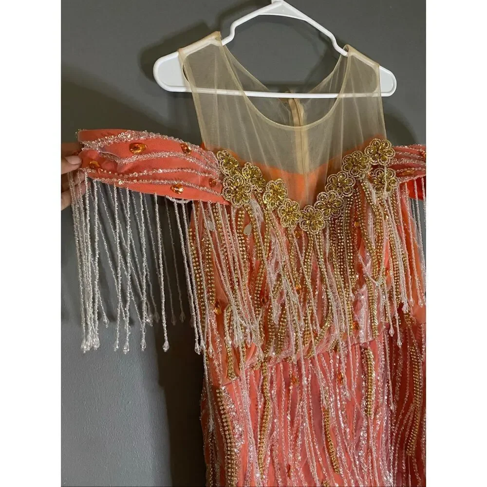 Sheer Overlay Sequins Bead Embellishments Illusion Neckline Dress 112x151CM